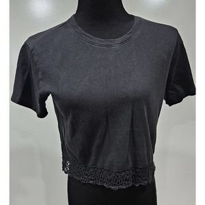 Hollister Black Crop Top Crochet Scallop Lace Hem Line Short Sleeve Size Small